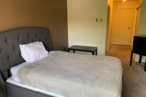 Cozy & Serene Hotel Style Unit (C02)